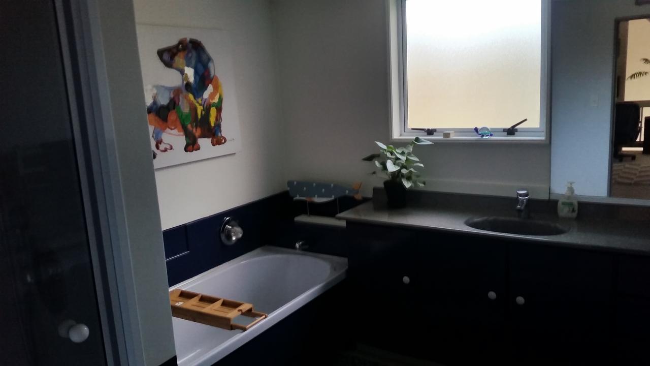 Berni'S Boutique Bnb Christchurch Zewnętrze zdjęcie